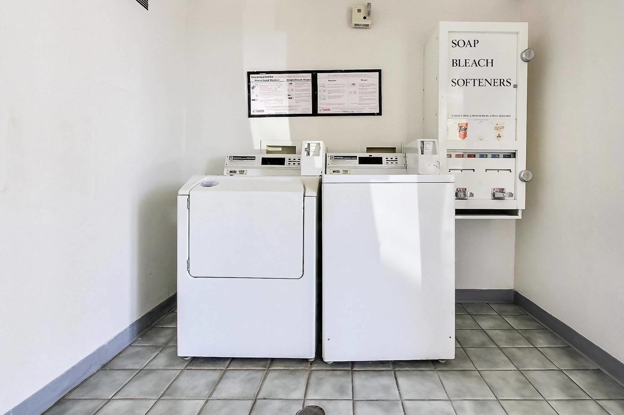 Hotel 6-san Jose, Ca - Airport 3*